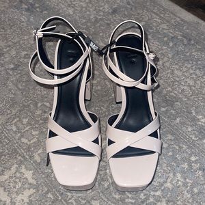 Zara Wedges Size 40 NWOT